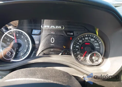 2025 Ram 1500 Big Horn 4X4 5'7 Box from USA, damaged, VIN 1C6SRFFP7SN584710